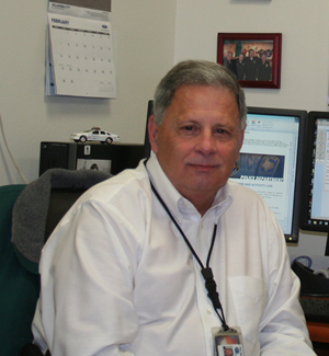 Bill Zimmerman photo, officer at UT Arlington